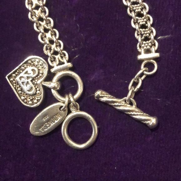 LOIS HILL Sterling Silver Woven Floral Accent Heart Charm Toggle Bracelet - Picture 14 of 17